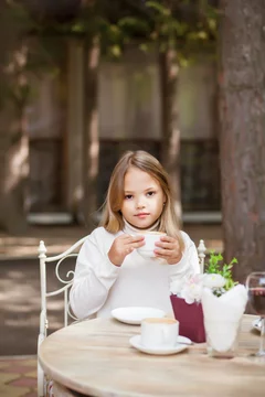 360_f_290321419_unswddwplvwhuikg5qonbgdylhietvrd-m2WQDjOyyQcVEj2q