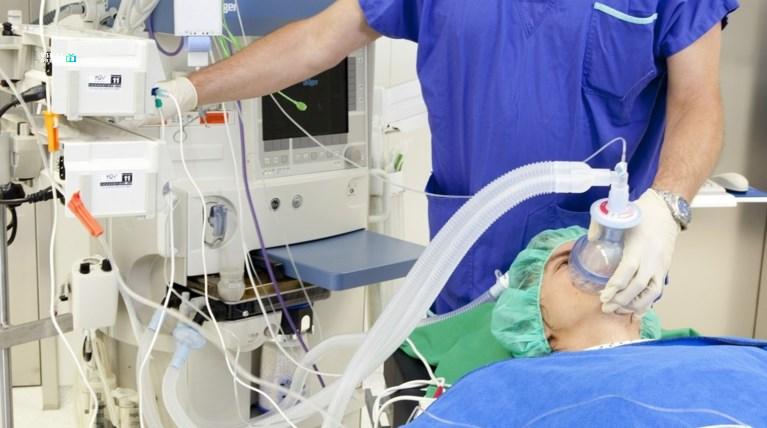 anaisthisiologos-dilitiriase-panw-apo-20-anthrwpous_2.w_hr-m6LJjPbGjqSla1Vq