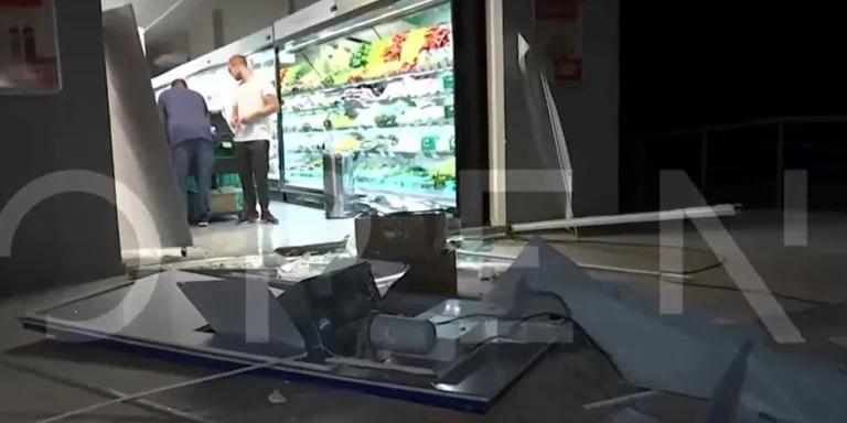 atm-xalandri-3-10-24.jpg-A1awan3MJrUpePw6