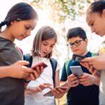 should kids have cellphones at school A1aJ8ZeKlxSWPprL Viral Greece