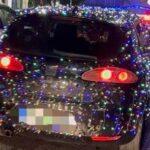 Ο Αγρινιώτης που φώτισε τους δρόμους: 2.400 λαμπάκια σε ένα ΙΧ! Ο Αγρινιώτης που φώτισε τους δρόμους: 2.400 λαμπάκια σε ένα ΙΧ!