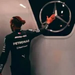 Λιούις Χάμιλτον: Ένα συγκινητικό αντίο στη Mercedes και νέα αρχή με τη Ferrari (VIDEO) Λιούις Χάμιλτον: Ένα συγκινητικό αντίο στη Mercedes και νέα αρχή με τη Ferrari (VIDEO)