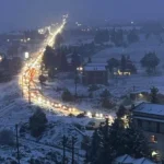 Χάος στην Αράχωβα: Ακινητοποιημένα ηλεκτρικά οχήματα προκάλεσαν κυκλοφοριακό κομφούζιο Χάος στην Αράχωβα: Ακινητοποιημένα ηλεκτρικά οχήματα προκάλεσαν κυκλοφοριακό κομφούζιο