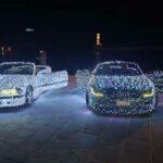 Χριστουγεννιάτικη λάμψη στα Χανιά: Καμπριολέ αυτοκίνητα μαγεύουν την πόλη