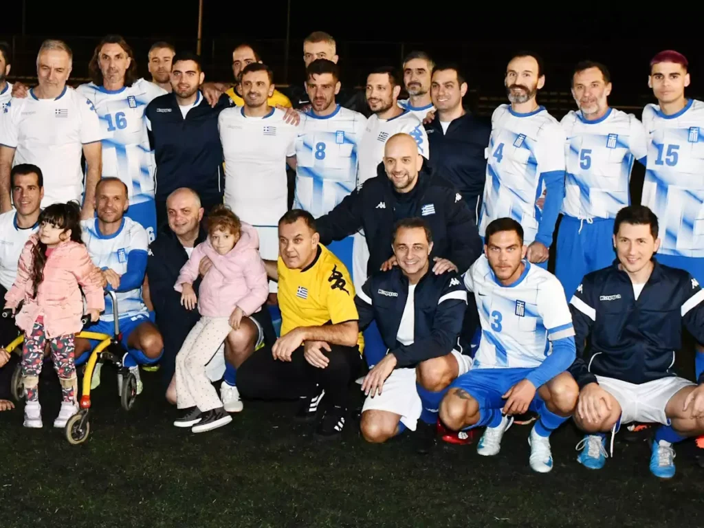 Αγώνας αλληλεγγύης για την 8χρονη Άννα: Παλαίμαχοι ποδοσφαιριστές και βουλευτές ενώνουν τις δυνάμεις τους