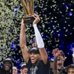 Γιάννης Αντετοκούνμπο: Κυρίαρχος στον τελικό του NBA Cup με triple double και νίκη για τους Μπακς