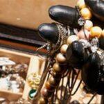 Ηράκλειο: Οικιακή βοηθός κατηγορείται για κλοπή κοσμημάτων αξίας 10.000 ευρώ Ηράκλειο: Οικιακή βοηθός κατηγορείται για κλοπή κοσμημάτων αξίας 10.000 ευρώ