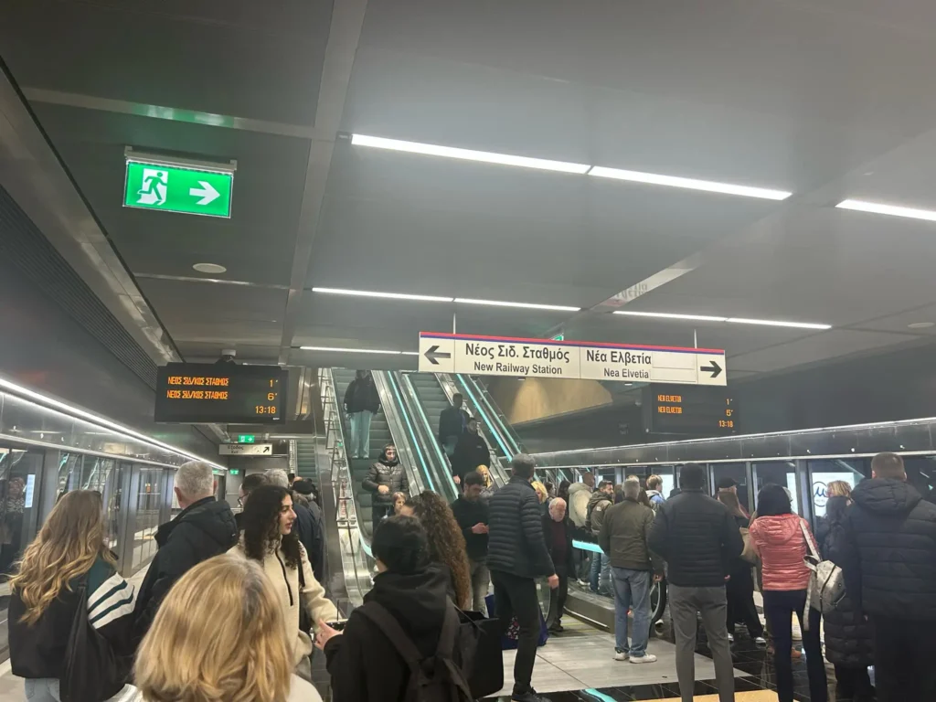 Θεσσαλονίκη: Σταμάτησε ο συρμός του μετρό