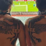 ΠΑΟΚτζήδες έκαναν μισό-μισό τον δικέφαλο στις πλάτες τους ΠΑΟΚτζήδες έκαναν μισό-μισό τον δικέφαλο στις πλάτες τους