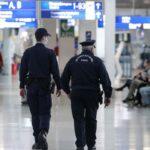 Σύλληψη 47χρονου στο «Ελευθέριος Βενιζέλος» έκρυβε στο στομάχι του 77 σακουλάκια με κοκαΐνη Σύλληψη 47χρονου στο «Ελευθέριος Βενιζέλος» έκρυβε στο στομάχι του 77 σακουλάκια με κοκαΐνη