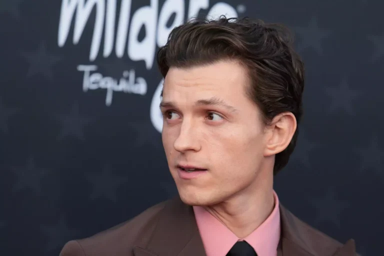 Tom-Holland_apempe.jpg