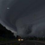 Βραζιλία: Σύννεφο καταιγίδας σπέρνει τον πανικό στους κατοίκους ( VIDEO ) Βραζιλία: Σύννεφο καταιγίδας σπέρνει τον πανικό στους κατοίκους ( VIDEO )