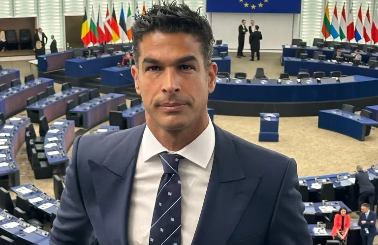 nikos-anadiotis-amvlosi