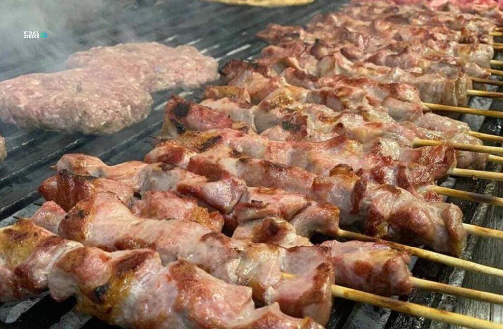 Τσικνοπέμπτη 2025: Πότε πέφτει φέτος