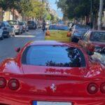 Σάλος στο διαδίκτυο: Ferrari διπλοπαρκαρισμένη στο Αιγάλεω – Οργισμένες αντιδράσεις