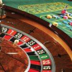 Εντοπίστηκε παράνομο καζίνο κρυμμένο στην “καρδιά” της Αθήνας με προηγμένα μέτρα ασφαλείας