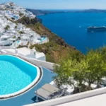 Σεισμοί στη Σαντορίνη: Γιατί ζητήθηκε από όλους στο νησί να αδειάσουν τις πισίνες Σεισμοί στη Σαντορίνη: Γιατί ζητήθηκε από όλους στο νησί να αδειάσουν τις πισίνες