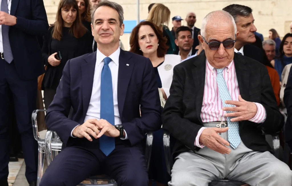 Η εμφάνιση του Νικήτα Κακλαμάνη που έκλεψε την παράσταση στην παρέλαση της 25ης Μαρτίου