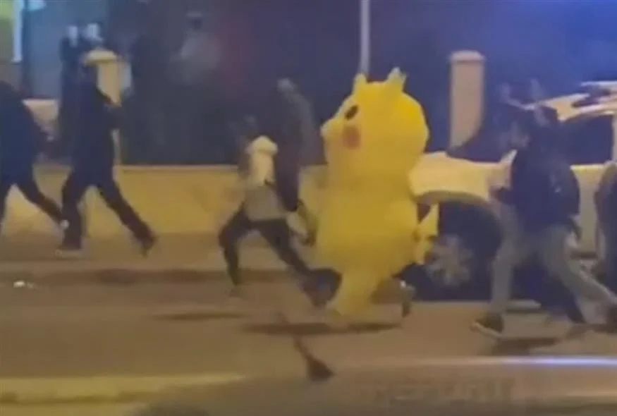 Χάος στην Τουρκία: Μαζικές διαδηλώσεις για τη σύλληψη Ιμάμογλου – Ανάμεσα στους διαδηλωτές και… ο Πίκατσου! ( VIDEO )