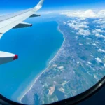 Χάος στον αέρα: Επιβάτης προσπάθησε να ανοίξει την έξοδο κινδύνου  για να πάρει αέρα ( VIDEO ) Χάος στον αέρα: Επιβάτης προσπάθησε να ανοίξει την έξοδο κινδύνου  για να πάρει αέρα ( VIDEO )