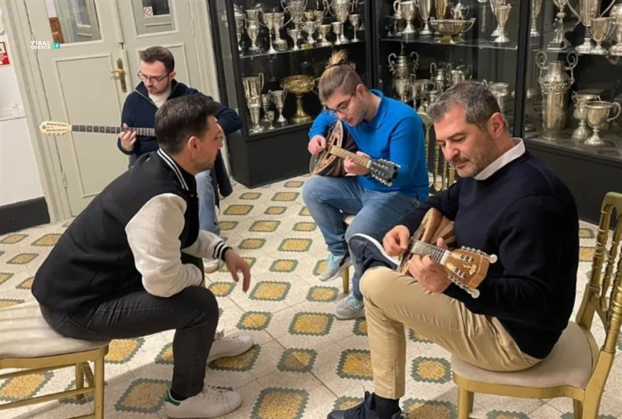 Ο Έλληνας που μαθαίνει στους Τούρκους διπλοπενιές 875 b5d41d08 1df0 467f 990b 3b1520399fbe