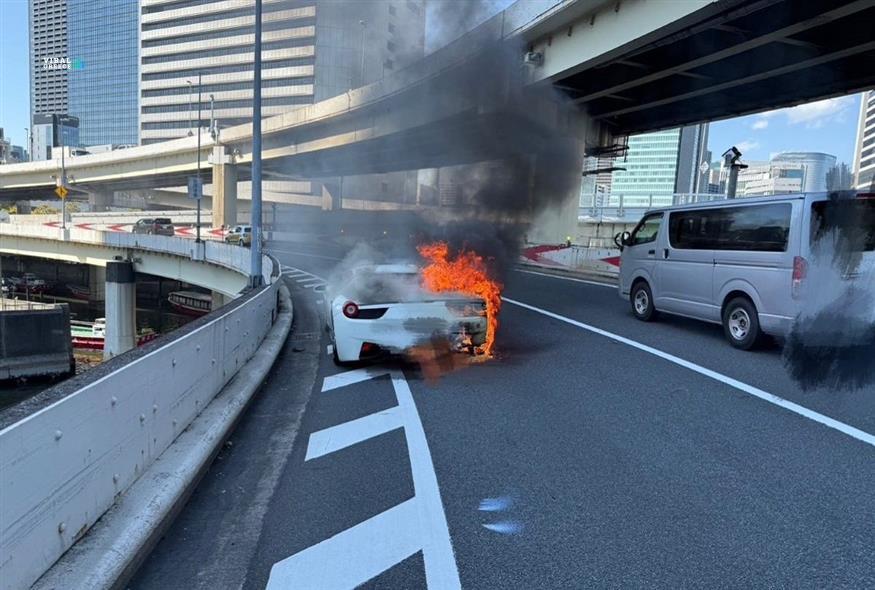 Όνειρο έγινε στάχτη: Η πρώτη βόλτα με τη Ferrari κατέληξε… φωτιά 875_d761eaaa-3144-436b-a9c0-2750d2a21efa
