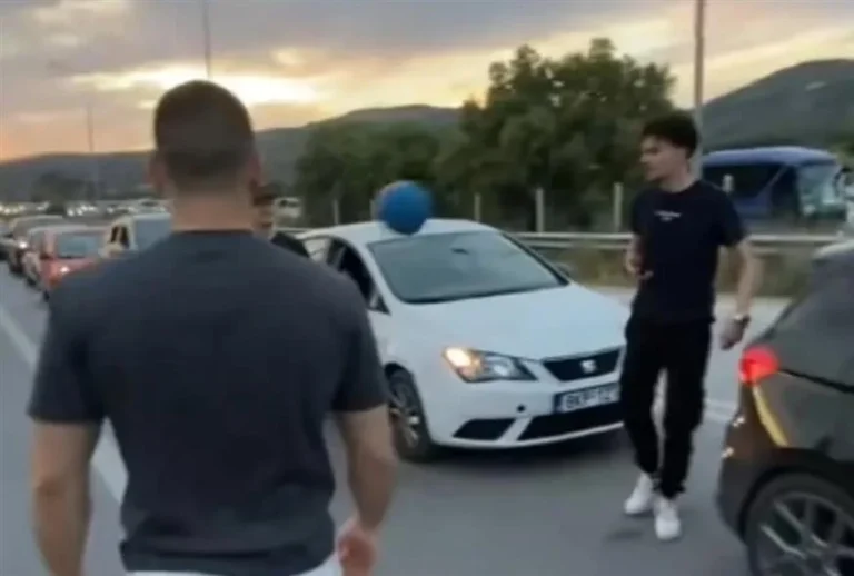 a884607b-f84c-4bcb-99a5-a3312e652cc4