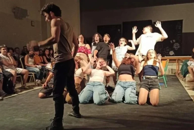 e809bb93-95e7-4ca0-8fed-aa3e608a3e8f