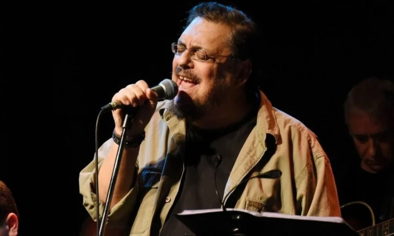 1675212391110-976093374-maxairitsas-1