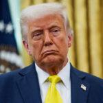 Ντόναλντ Τραμπ: Απαγόρευση εισόδου σε υπηκόους 12 χωρών με πρόσχημα την «αντιμετώπιση της τρομοκρατίας» Ντόναλντ Τραμπ: Απαγόρευση εισόδου σε υπηκόους 12 χωρών με πρόσχημα την «αντιμετώπιση της τρομοκρατίας»