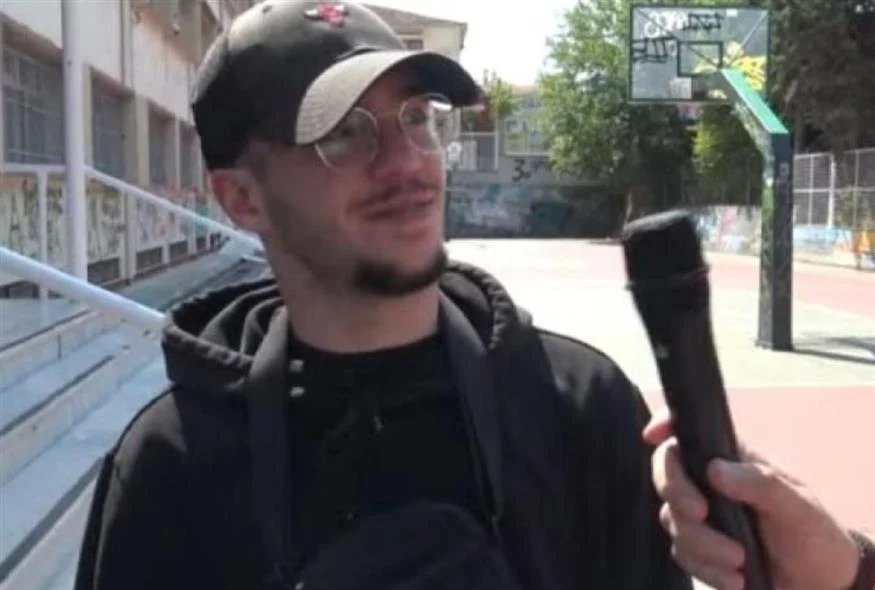 Πανελλήνιες 2025: Μαθητής δίνει ρεσιτάλ – «Καλό είναι ό,τι περάσει το 2… είχε και Champions League!» ( VIDEO )