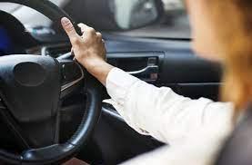 Καλοκαιρινές εξορμήσεις με ασφάλεια: Τι απαγορεύεται να μεταφέρουμε στο αυτοκίνητο σύμφωνα με το νέο ΚΟΚ