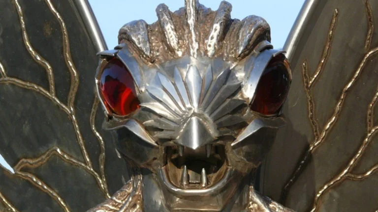 mothman-statue_protasi