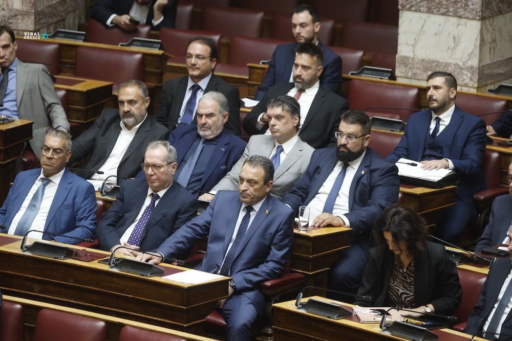 Τίτλοι τέλους για τους Σπαρτιάτες – Διαλύθηκε η Κοινοβουλευτική τους Ομάδα,