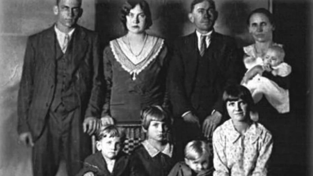 Το πιο σκοτεινό οικογενειακό πορτρέτο στην Αμερικανική ιστορία ( VIDEO )