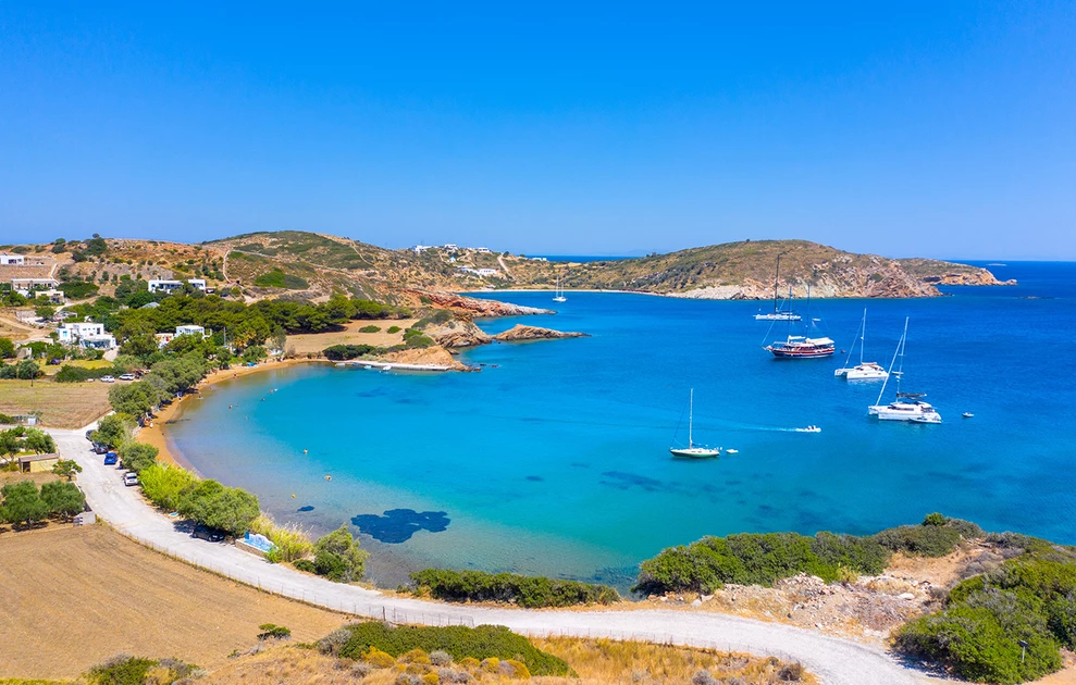 Το ελληνικό νησί που λατρεύουν οι solo ταξιδιώτες – Δεν είναι ούτε η Πάρος, ούτε η Σαντορίνη!