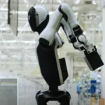 Walker S2: Το πρώτο ρομπότ που αλλάζει μόνο του μπαταρίες και δεν… σταματά ποτέ!