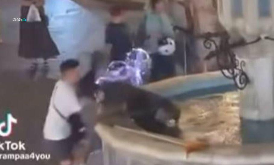 Μιλά ο άστεγος που πετάχτηκε στο σιντριβάνι της Ρόδου – «Με πλησίασε κάποιος και μου έδωσε 160 ευρώ» rodos