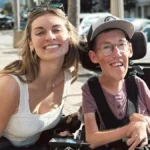 Squirmy & Grubs: Το ζευγάρι που απαντά με χιούμορ στα προσβλητικά σχόλια για τον γάμο τους ( VIDEO )