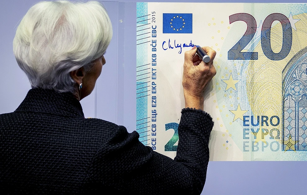 Το ευρώ ανανεώνεται: Ελληνικό χρώμα στα νέα χαρτονομίσματα, αποσύρεται το 500άρικο