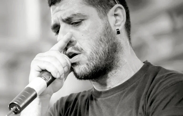 Σαν σήμερα 18 Σεπτεμβρίου 2013: Η δολοφονία του Παύλου Φύσσα Paulos_fussas.jpg