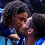 Η σύζυγος του Γιάννη Αντετοκούνμπο σπάει τη σιωπή της για την επιλόχειο κατάθλιψη: «Έκρυβα τα δάκρυα μου»