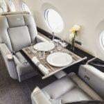 Πώς να κλείσετε θέση στην πρώτη θέση χωρίς να πληρώσετε – Το μυστικό των αεροσυνοδών