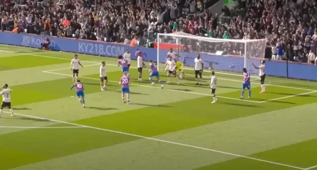 Ο Γκεΐ δεν πανηγύρισε το γκολ της Πάλας κόντρα στη Λίβερπουλ και προκάλεσε σάλο στα social media