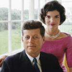 Ουάσιγκτον: Βγαίνει σε δημοπρασία το πρώτο σπίτι της Τζάκι και του Τζον Κένεντι πριν τον Λευκό Οίκο Ουάσιγκτον: Βγαίνει σε δημοπρασία το πρώτο σπίτι της Τζάκι και του Τζον Κένεντι πριν τον Λευκό Οίκο