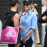 Τρυφερή στιγμή στο κέντρο της Αθήνας – Η Κατερίνα Καινούργιου με φουσκωμένη κοιλιά σε χαλαρή βόλτα