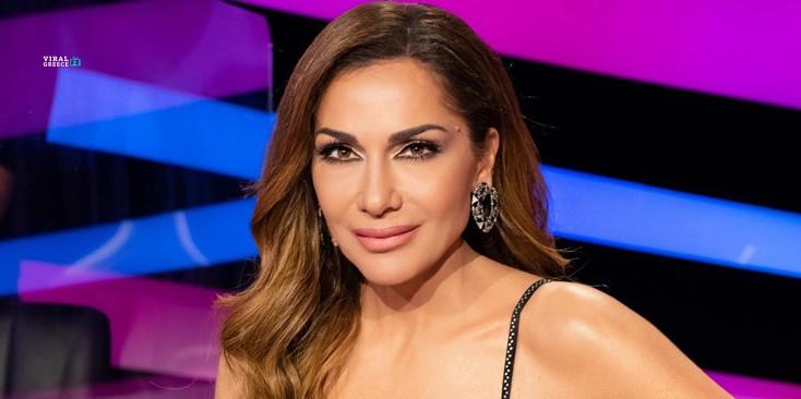 Δέσποινα Βανδή: Συγκινημένη στην πρώτη της εμφάνιση μετά το τροχαίο του Μπισμπίκη – «Θέλω να με εμψυχώσετε» pou-tragoudaei-tora-bouzoukia-vandi-athina