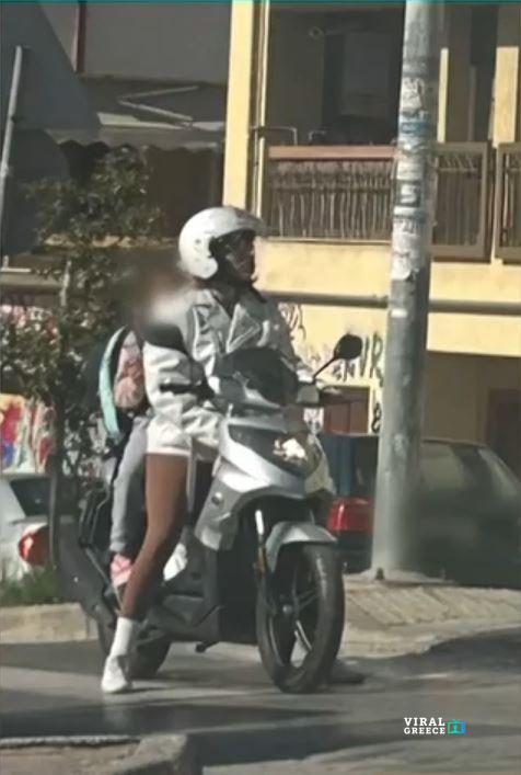 Μήνυση Κώστα Δόξα στην πρώην σύζυγό του – Συνελήφθη επειδή η κόρη τους δεν φορούσε κράνος proin sizigos kosta doxa