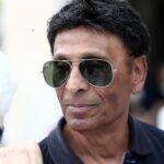 Σύλληψη του τραγουδιστή Βασίλη Παϊτέρη για οφειλές στο Δημόσιο Σύλληψη του τραγουδιστή Βασίλη Παϊτέρη για οφειλές στο Δημόσιο