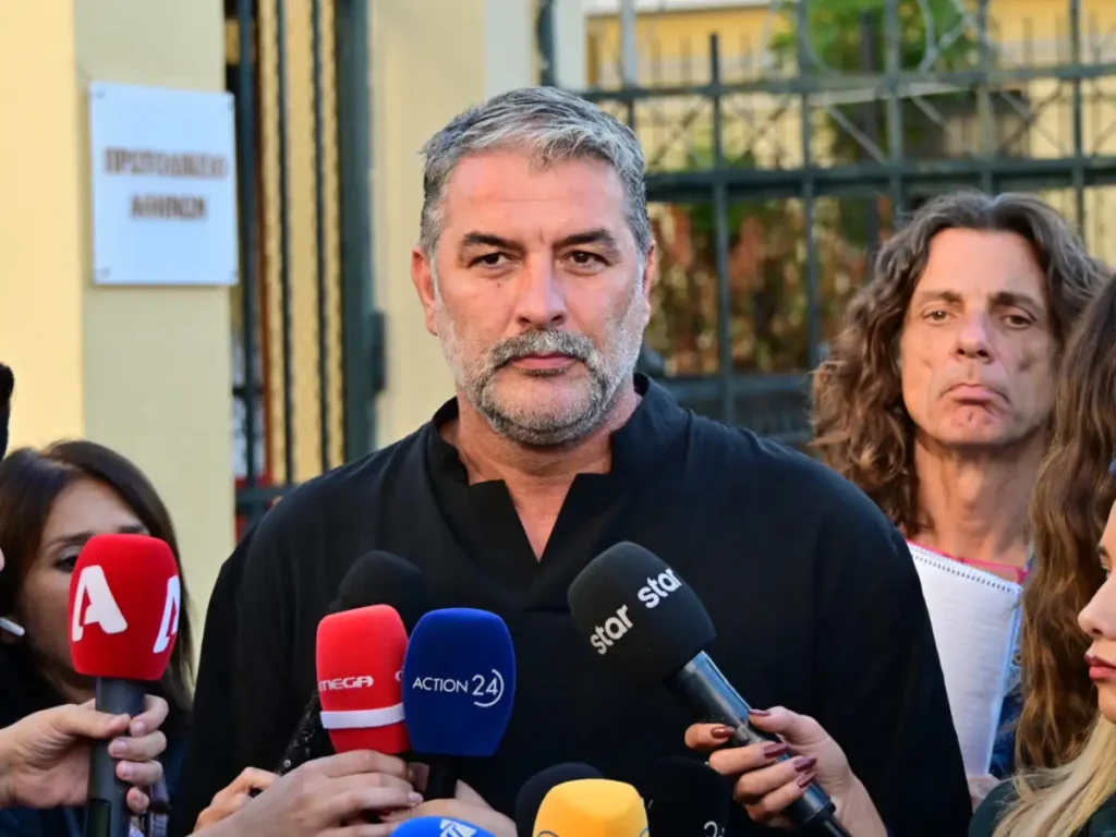 Ένοχος κρίθηκε ο Βασίλης Μπισμπίκης για το τροχαίο – Τι αποφάσισε το δικαστήριο